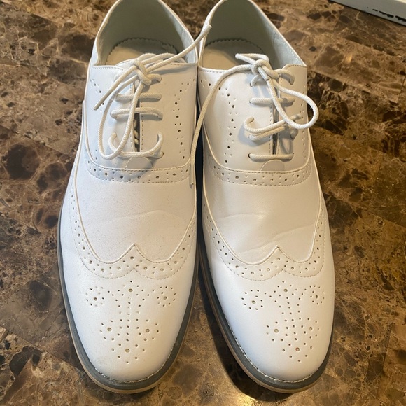 Classic White Brogue Men\'s Shoes main image 7